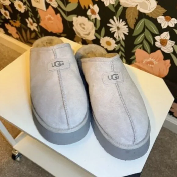 UGG Discoquette Slide Slipper - Size 12 - Picture 3 of 5